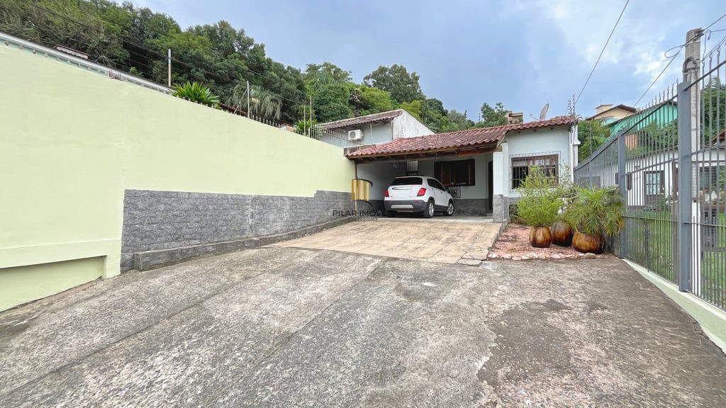 Casa 3 dormitórios no bairro Vila Nova