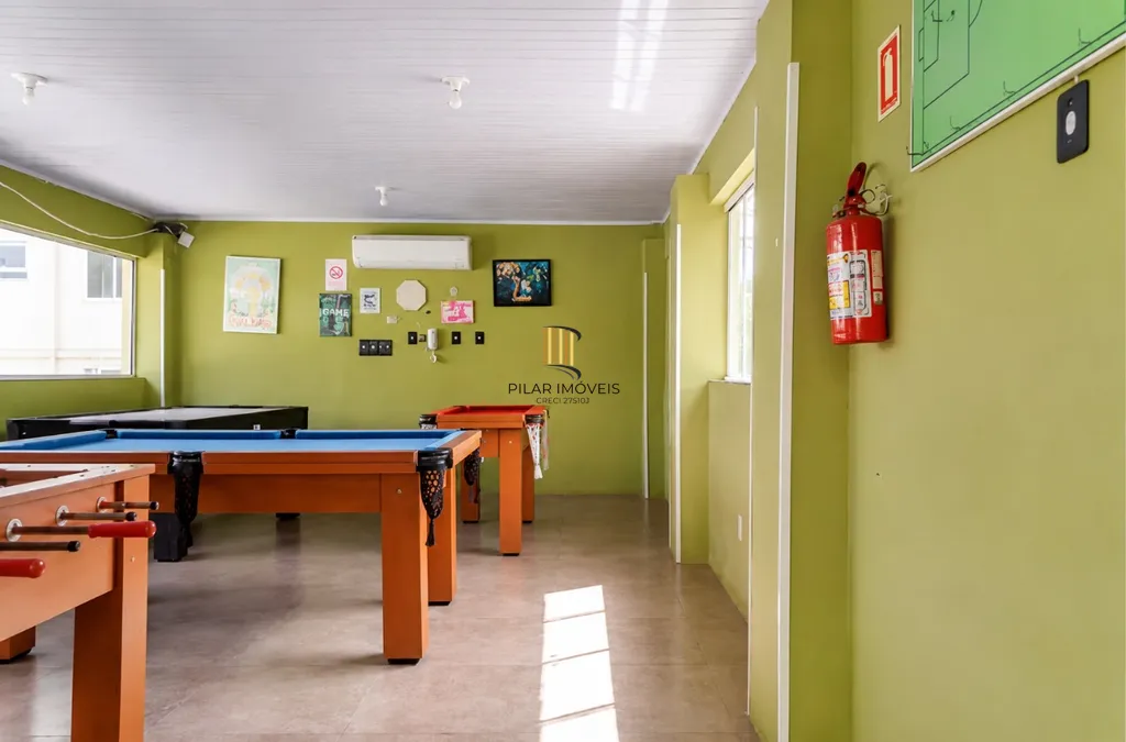 Apartamento 2 dormitórios no bairro Mário Quintana