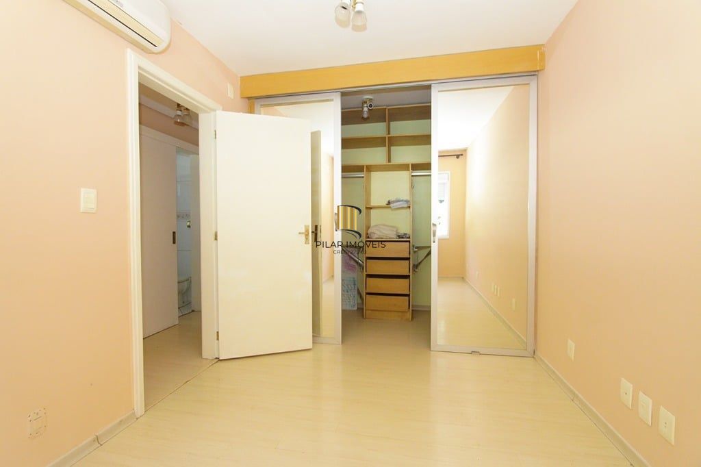 Apartamento 2 dormitórios no bairro Glória