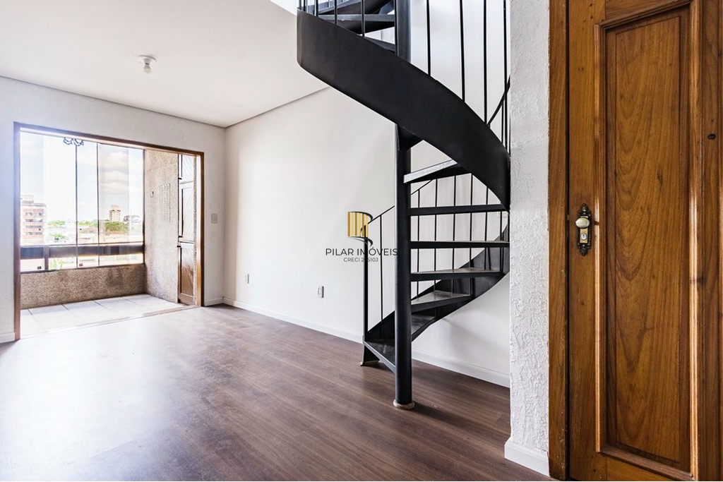 Cobertura 2 dormitórios no bairro Cristo Redentor