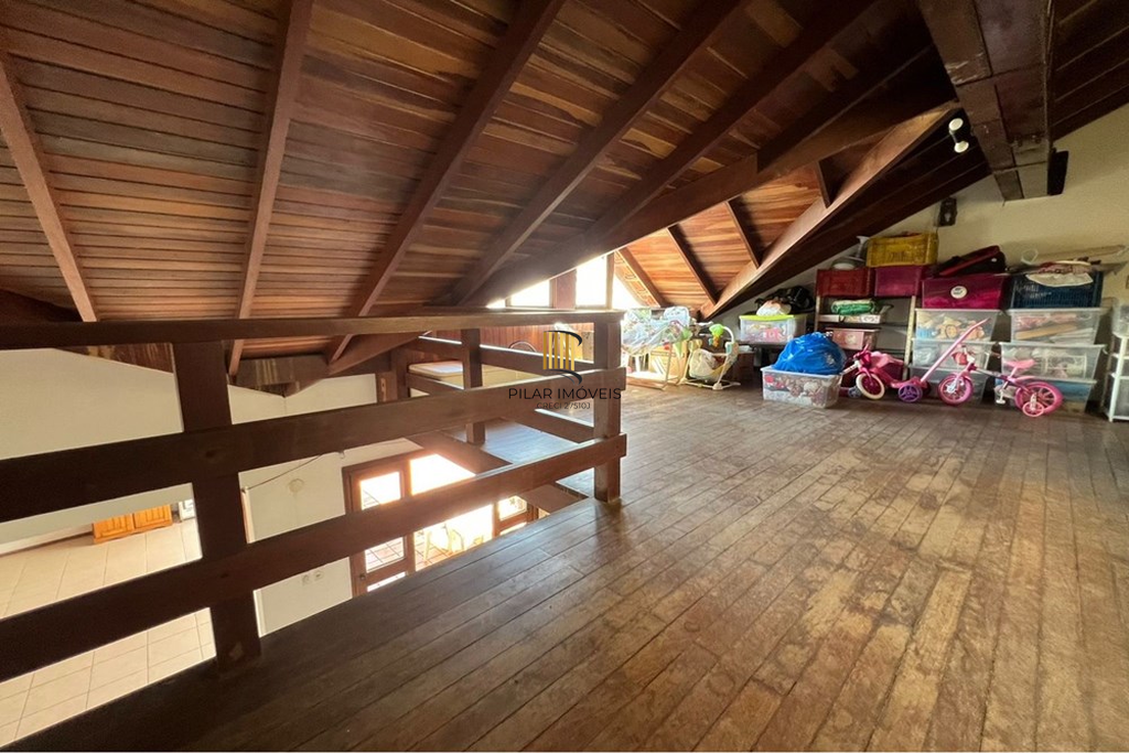 Casa 3 dormitórios no bairro Santana