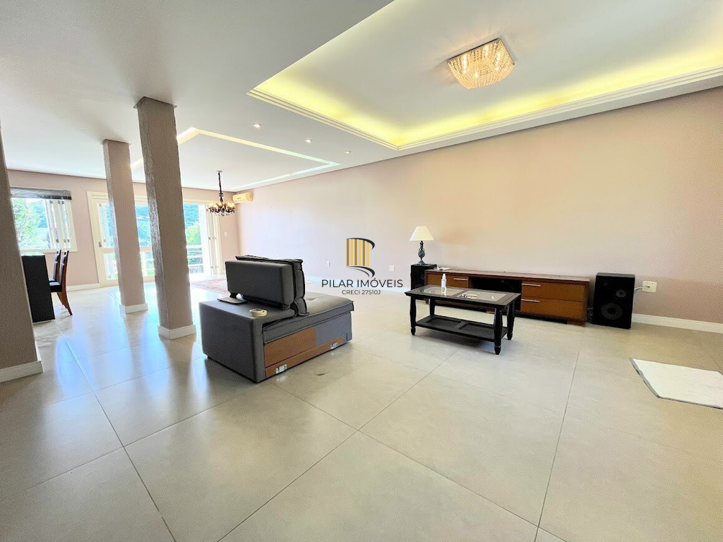 Casa de Condomínio 3 dormitórios no bairro Vila Nova
