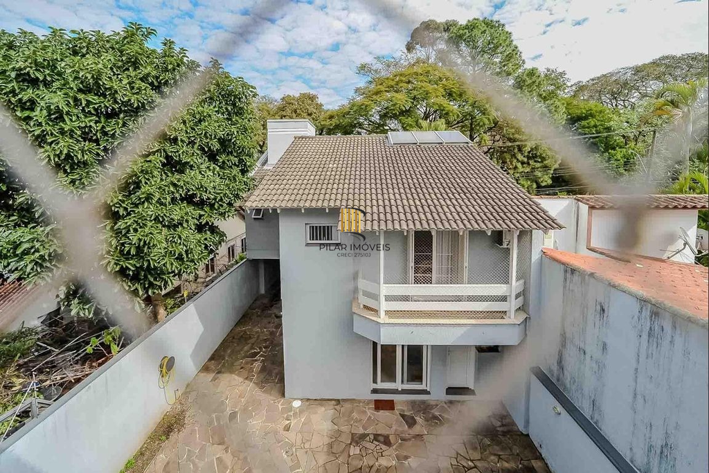 Casa 3 dormitórios no bairro São Sebastião