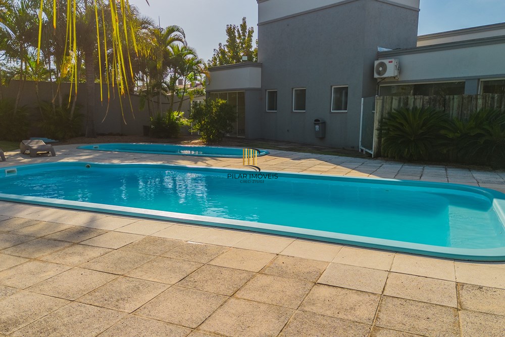 Casa 4 dormitórios no bairro Igara