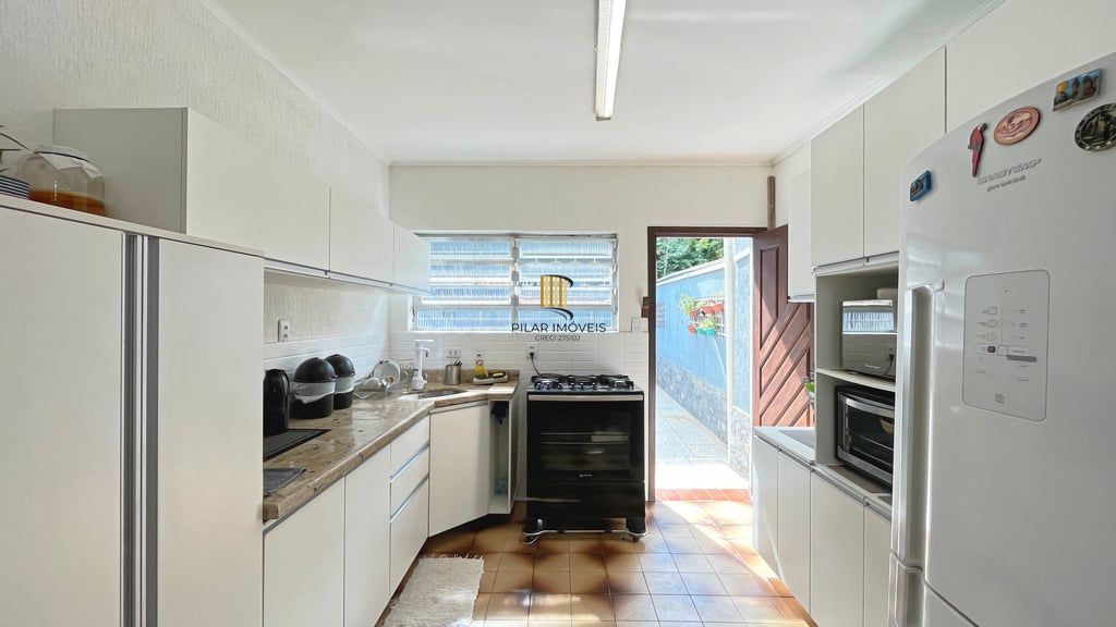 Casa 3 dormitórios no bairro Vila Nova