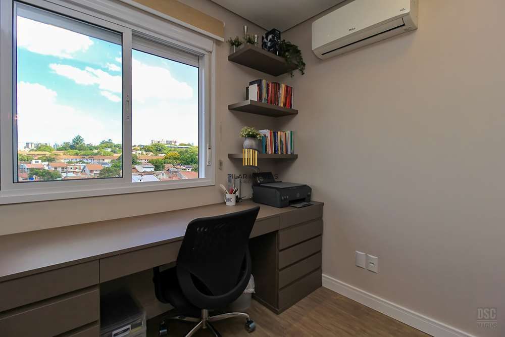 Apartamento 2 dormitórios no bairro Santa Maria Goretti
