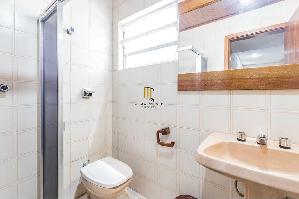 Casa 3 dormitórios no bairro Medianeira