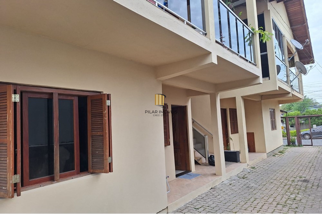 Apartamento 2 dormitórios no bairro Capão da Cruz