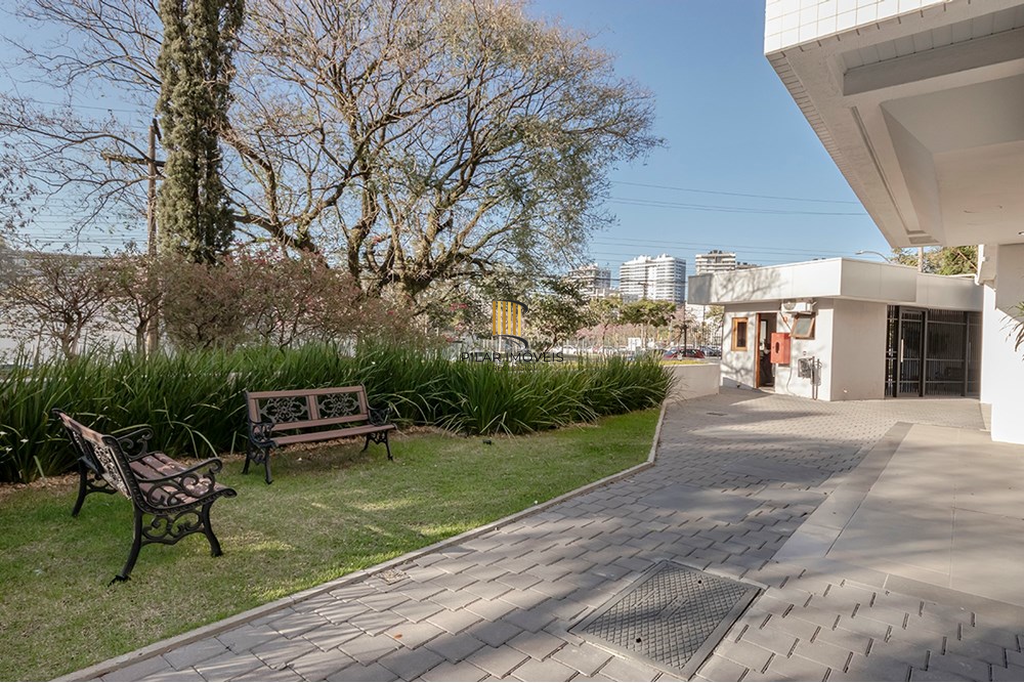 Apartamento 3 dormitórios no bairro Chácara das Pedras