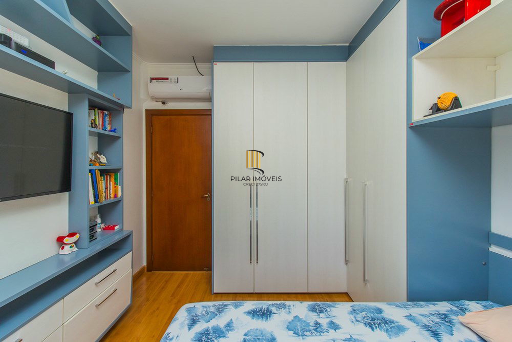 Casa 4 dormitórios no bairro Moinhos de Vento