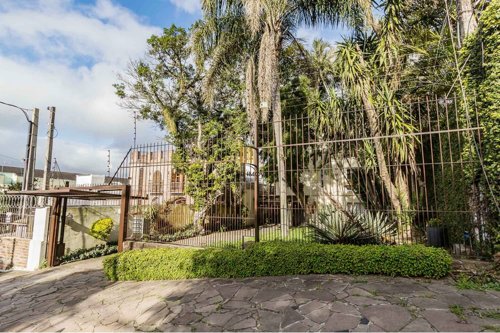 Apartamento 3 dormitórios no bairro Menino Deus