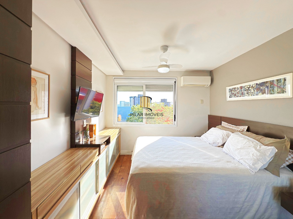 Casa de Condomínio 3 dormitórios no bairro Jardim Carvalho