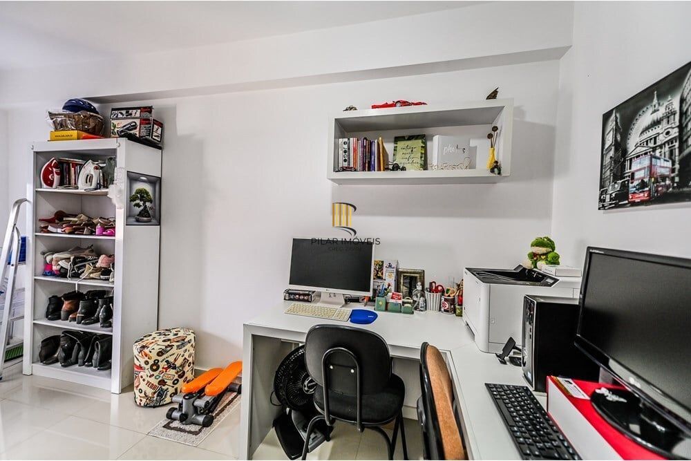Apartamento 3 dormitórios no bairro Camaquã