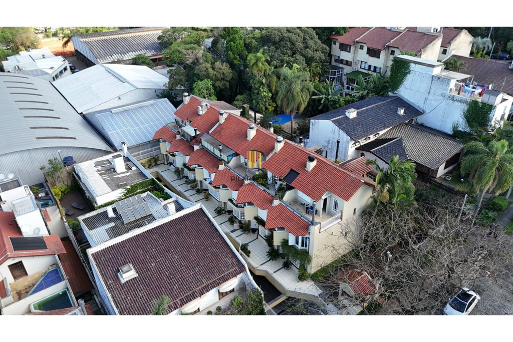 Casa de Condomínio 4 dormitórios no bairro Boa Vista