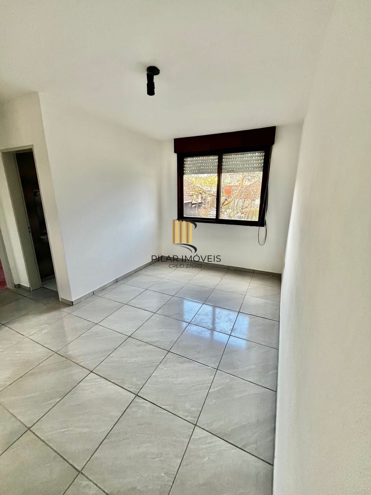 Apto 01 dormitório, no bairro Vila Jardim, com 39 m², vista definitiva, sol