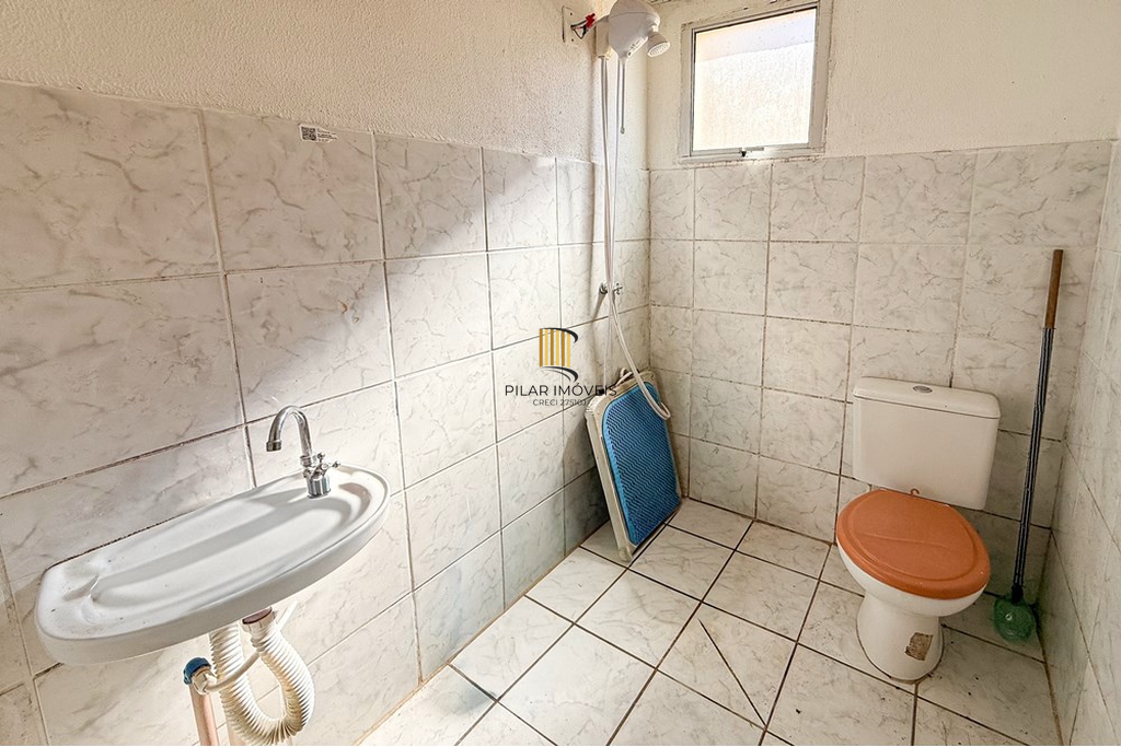 Apartamento 2 dormitórios no bairro Guajuviras