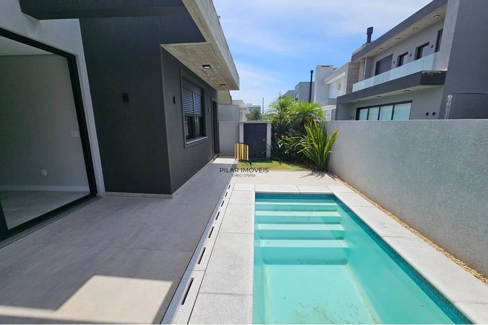 Casa de Condomínio 4 dormitórios no bairro Centro