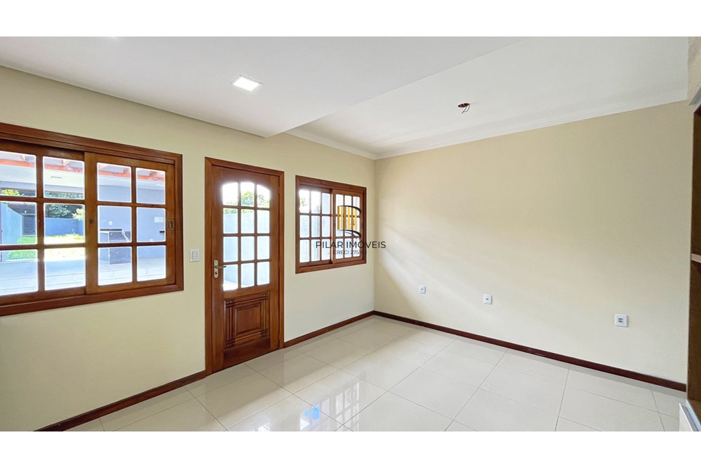 Casa 3 dormitórios no bairro Espírito Santo