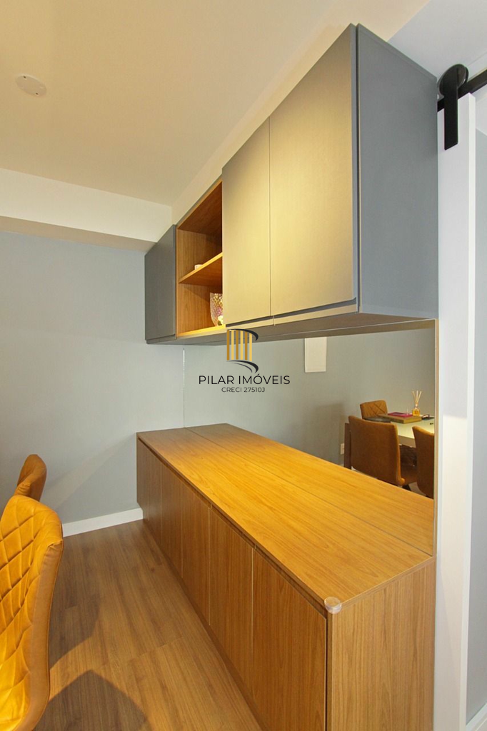 Apartamento 3 dormitórios no bairro Menino Deus