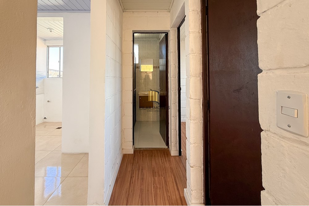 Apartamento 2 dormitórios no bairro Guajuviras