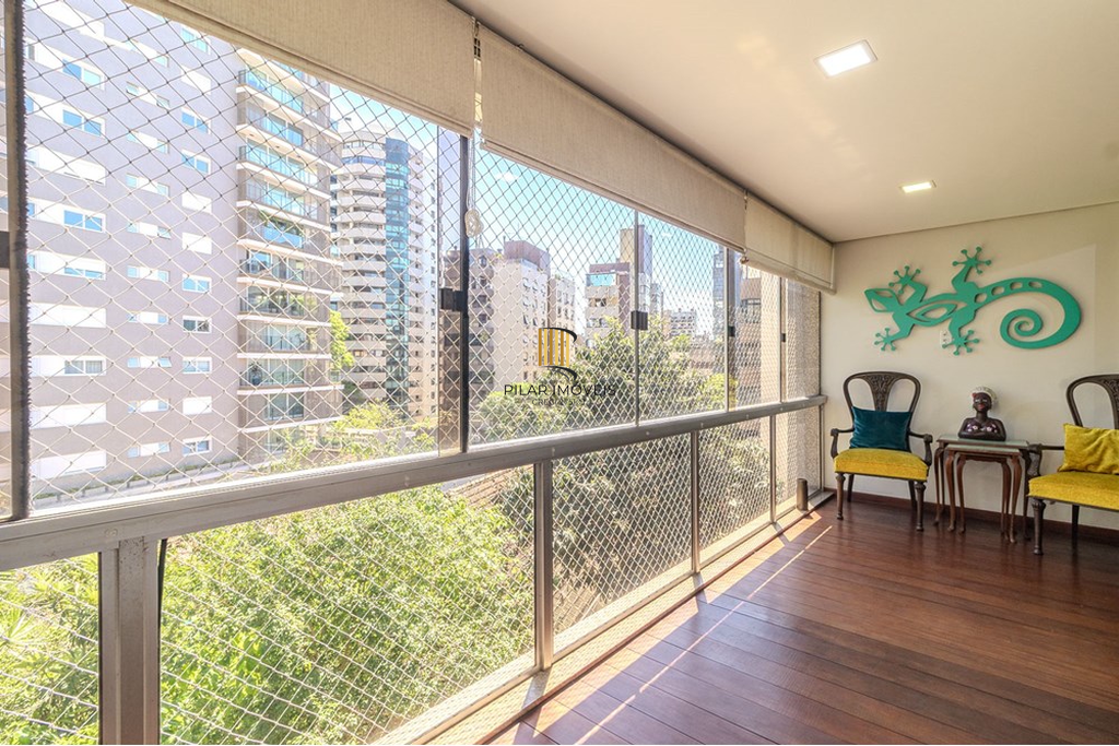 Cobertura 3 dormitórios no bairro Petrópolis