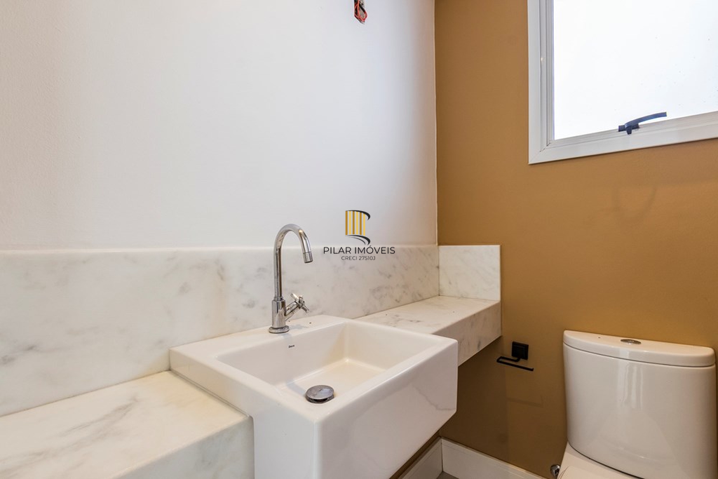 Apartamento 2 dormitórios no bairro Menino Deus