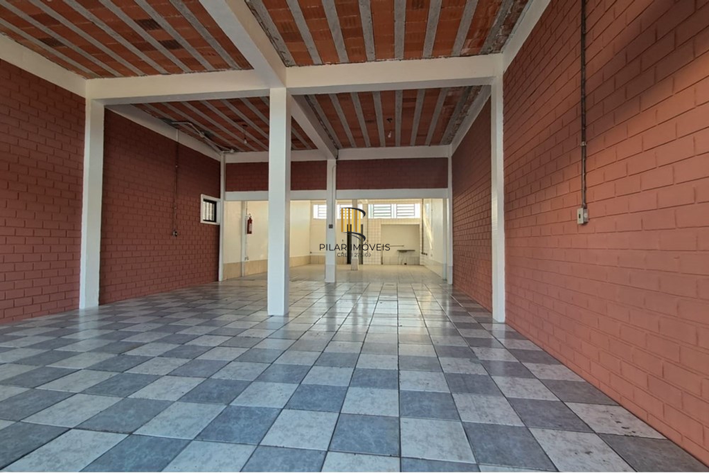 Casa 3 dormitórios no bairro Maria Regina
