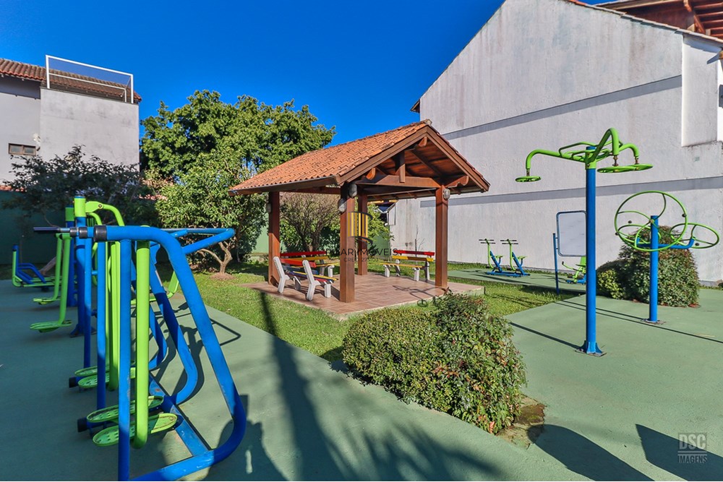 Casa de Condomínio 3 dormitórios no bairro Ipanema