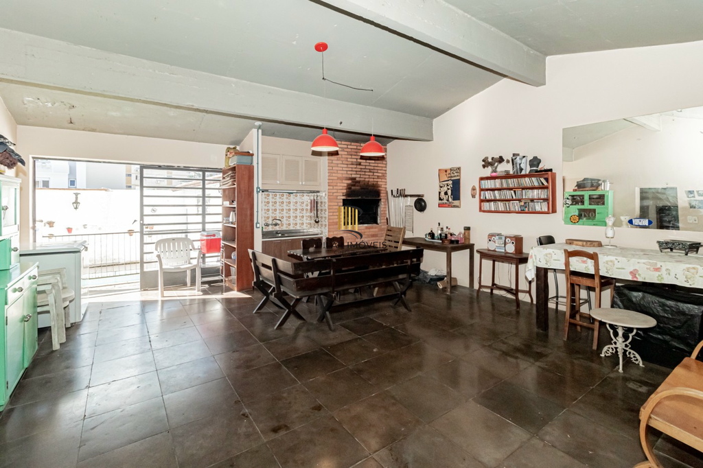 Casa 4 dormitórios no bairro Cristal