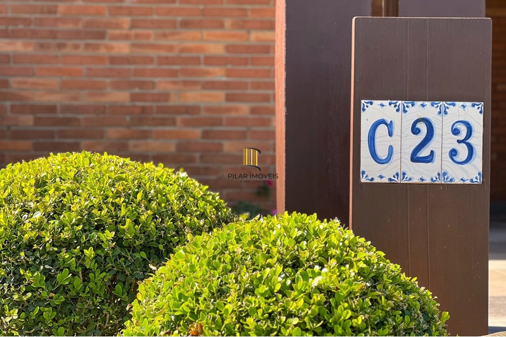 Casa de Condomínio 4 dormitórios no bairro Centro