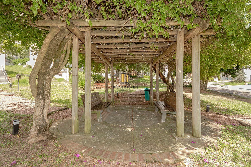 Casa de Condomínio 3 dormitórios no bairro Vila Nova