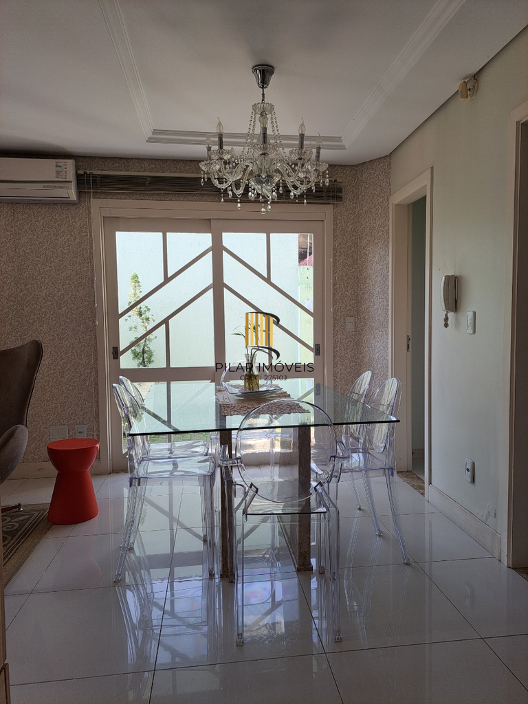 Casa 4 dormitórios no bairro Cristal