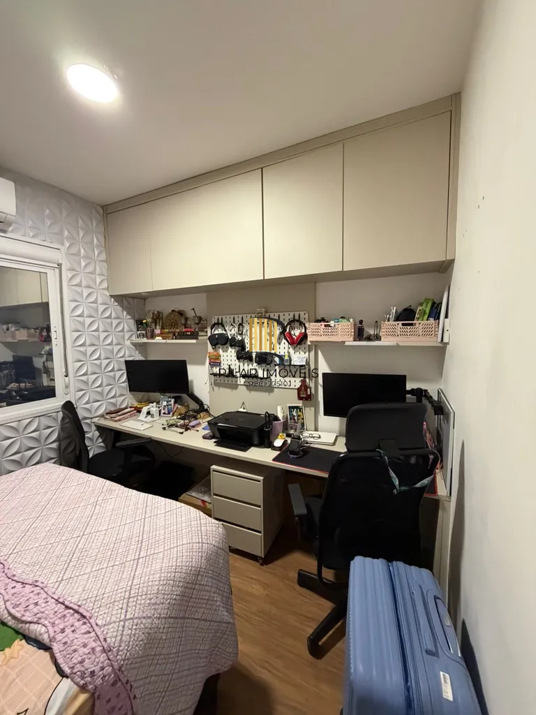 Apartamento 2 dormitórios no bairro Vila São José