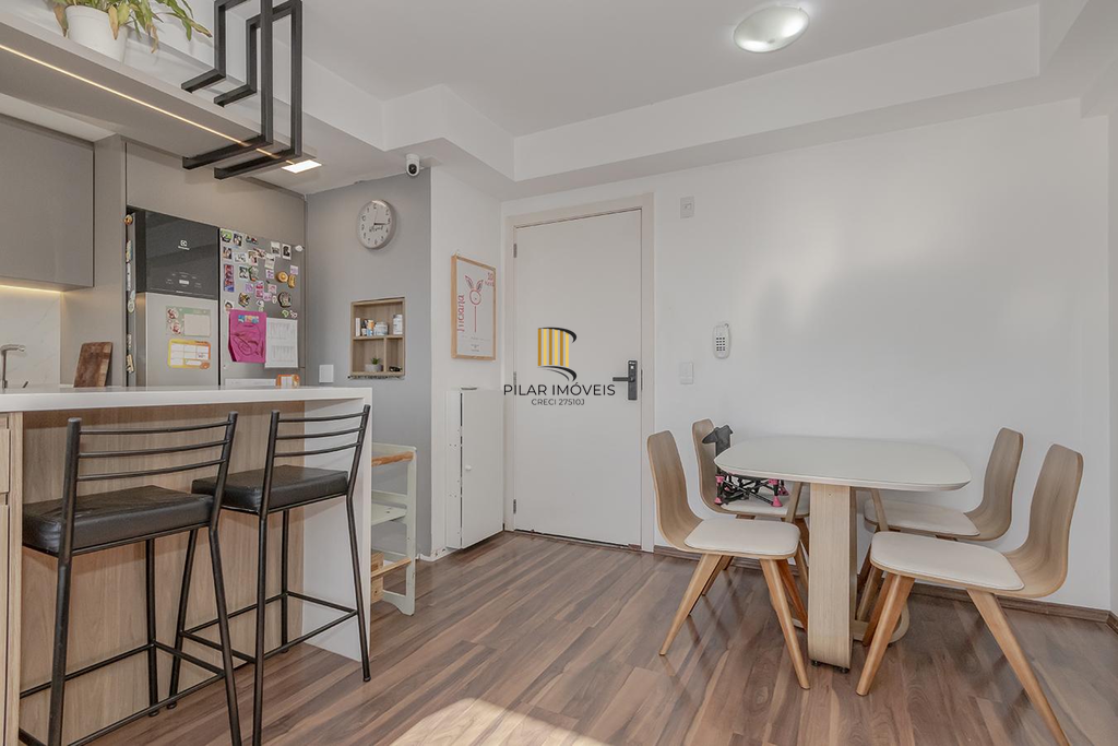 Apartamento 3 dormitórios no bairro Azenha