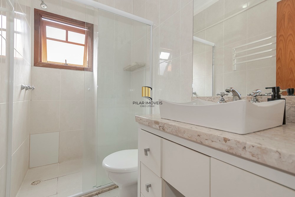 Casa de Condomínio 3 dormitórios no bairro Ipanema