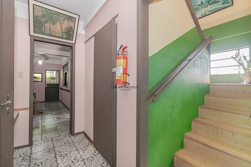 Casa 6 dormitórios no bairro São Sebastião