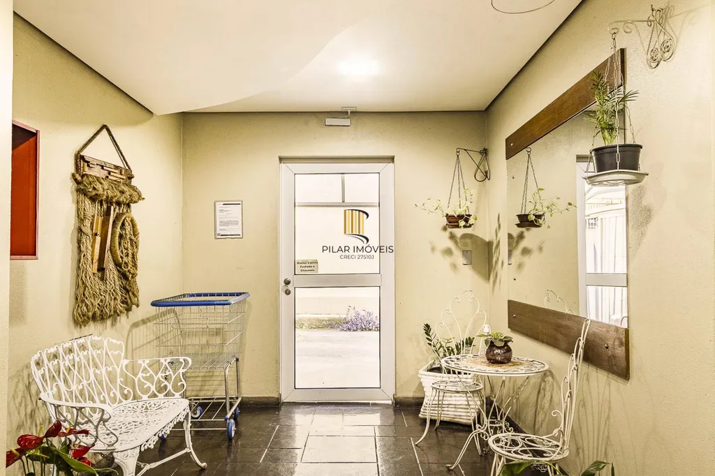 Apartamento 2 dormitórios no bairro Cristal