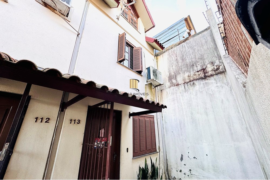 Casa de Condomínio 2 dormitórios no bairro Tristeza
