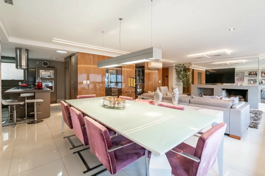 Apartamento 3 dormitórios no bairro Bela Vista