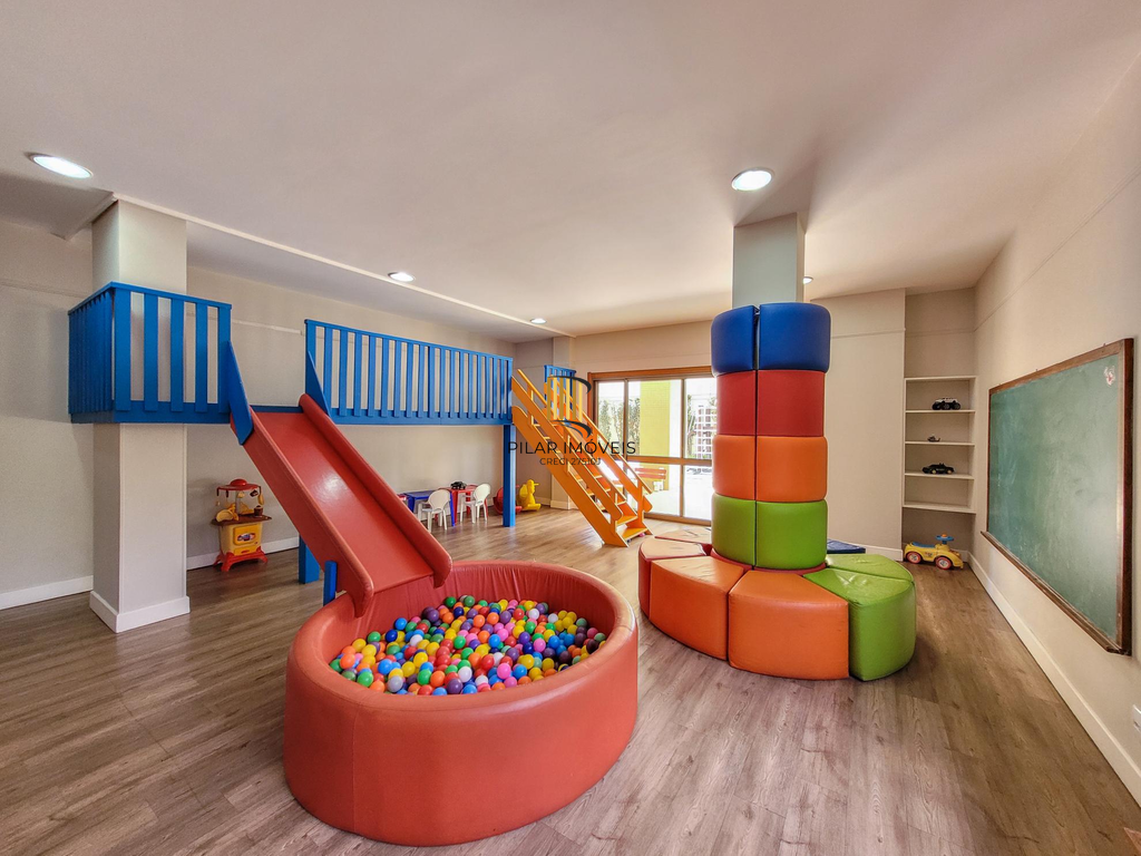 Apartamento 3 dormitórios no bairro Menino Deus