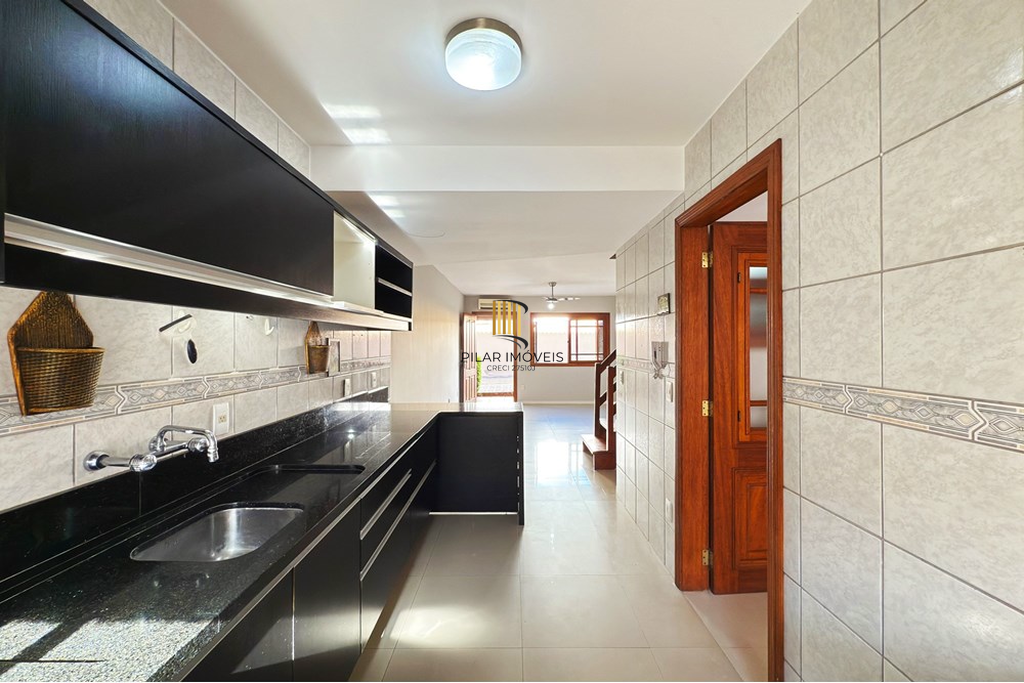 Casa de Condomínio 3 dormitórios no bairro Espírito Santo