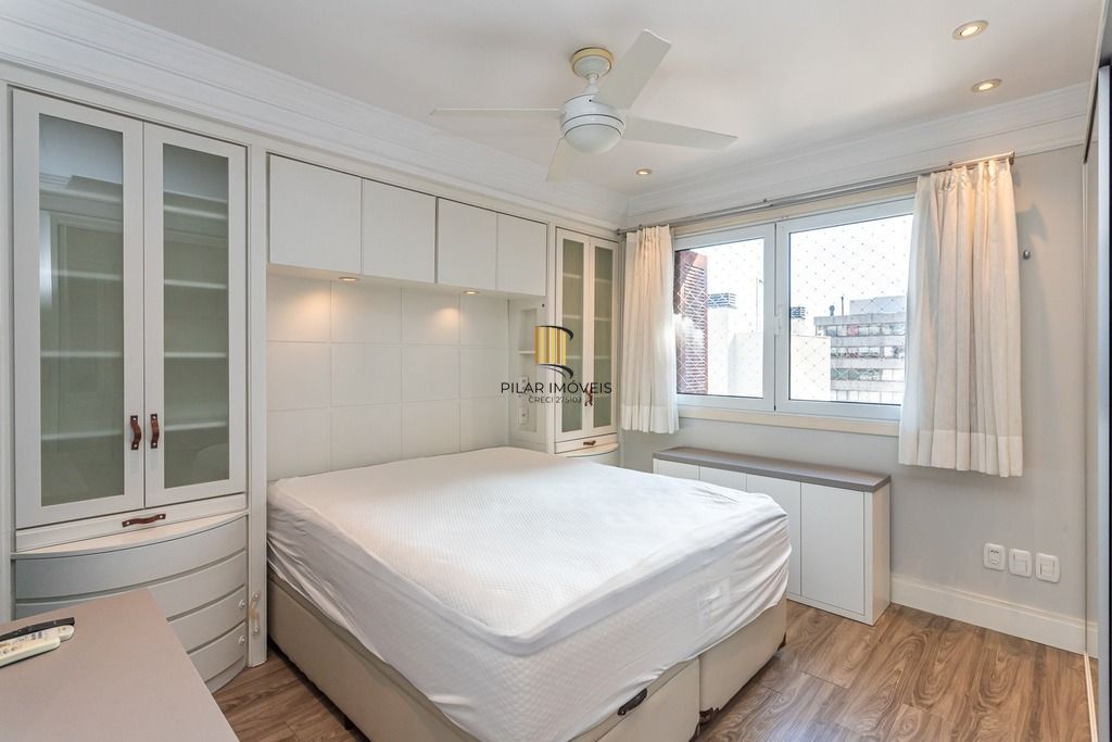 Cobertura 4 dormitórios no bairro Petrópolis