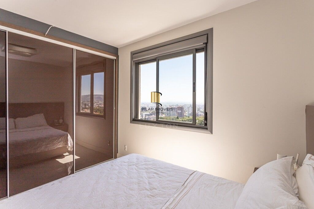 Apartamento 2 dormitórios no bairro Três Figueiras