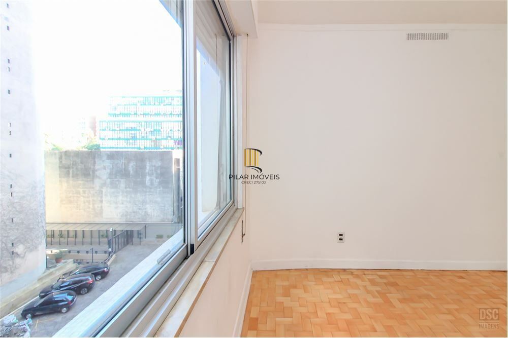 Apartamento 4 dormitórios no bairro Centro Histórico