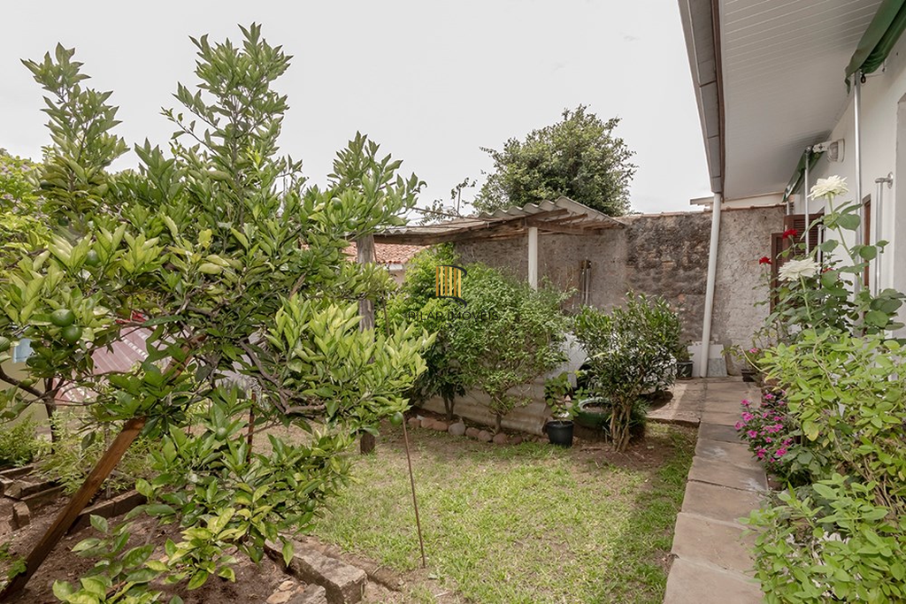 Casa 2 dormitórios no bairro Teresópolis