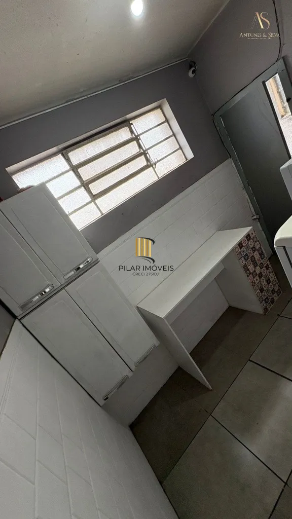 Apartamento 2 dormitórios no bairro Floresta