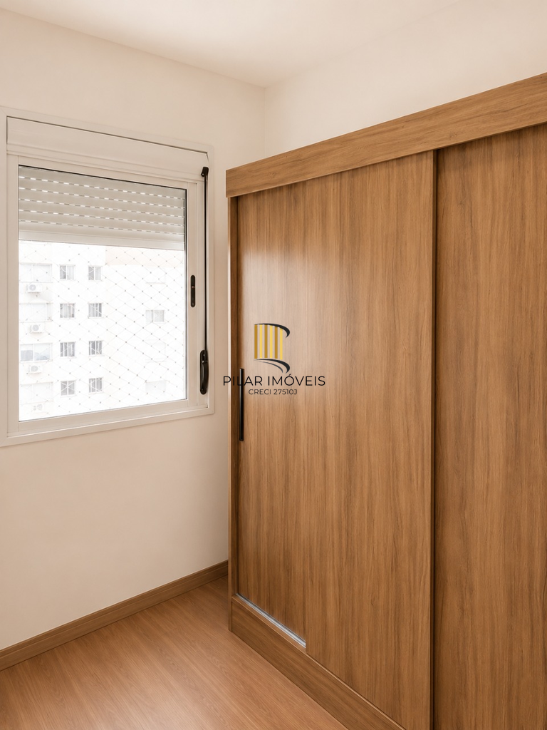 Apartamento 2 dormitórios no bairro Vila Ipiranga