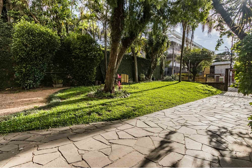 Apartamento 3 dormitórios no bairro Menino Deus