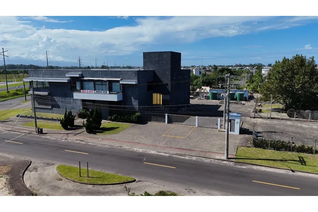 Prédio Residencial no bairro Zona Nova