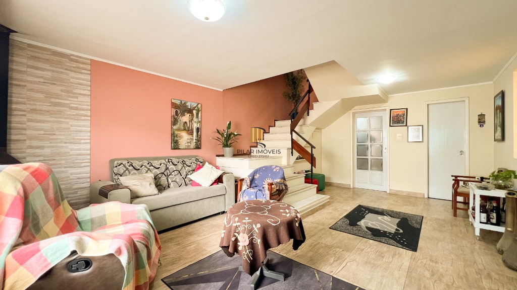 Casa 4 dormitórios no bairro Jardim Lindóia